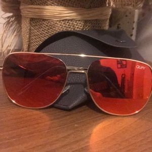 Quay mirrored aviators BRAND NEW